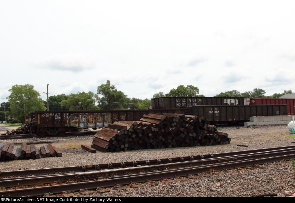 ATSF 68004 BN 560882